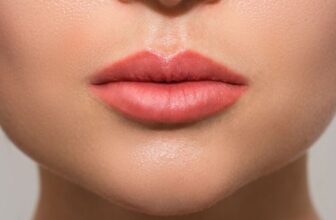Tips for Maintaining Healthy Lips During the Hot Summer Months